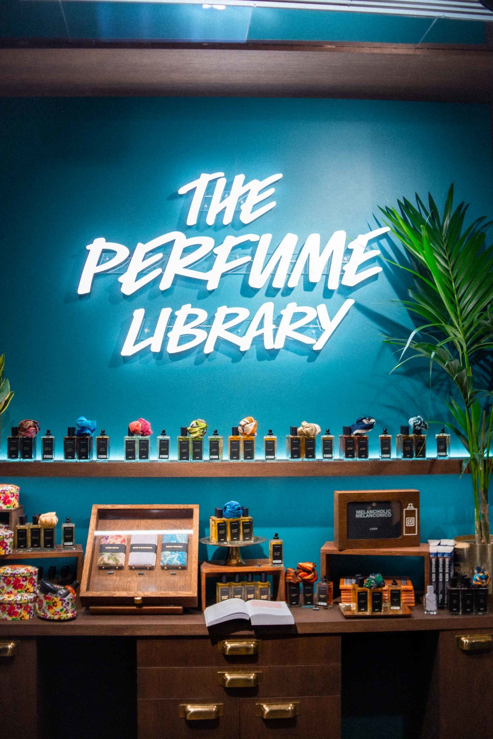 Lush Perfume Library: Apre Il Primo Negozio Di Profumi A Firenze